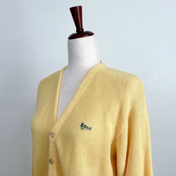 Vintage Challenger Yellow Orlon Acrylic Knit V-Neck Cardigan - Picture 3 of 6